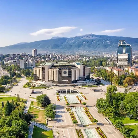 Vintage By Ndk And Vitosha Blvd With Free Secured Parking Appartamento Sofia