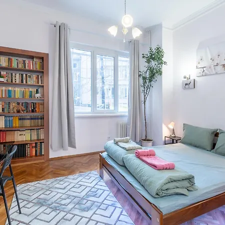 Vintage By Ndk And Vitosha Blvd With Free Secured Parking Appartamento Sofia