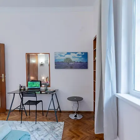 דירה Vintage By Ndk And Vitosha Blvd With Free Secured Parking סופיה